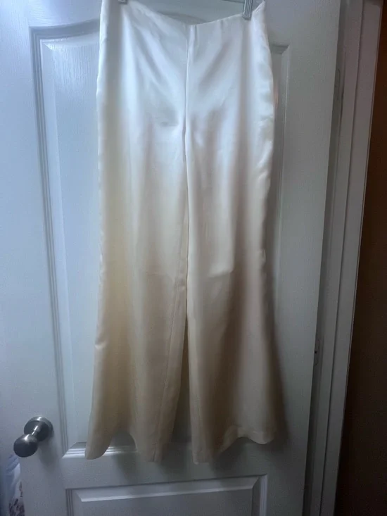 Lauren Ralph Lauren 100% Silk Ivory Satin Wide Leg Dress Pants Petite - Picture 2 of 15